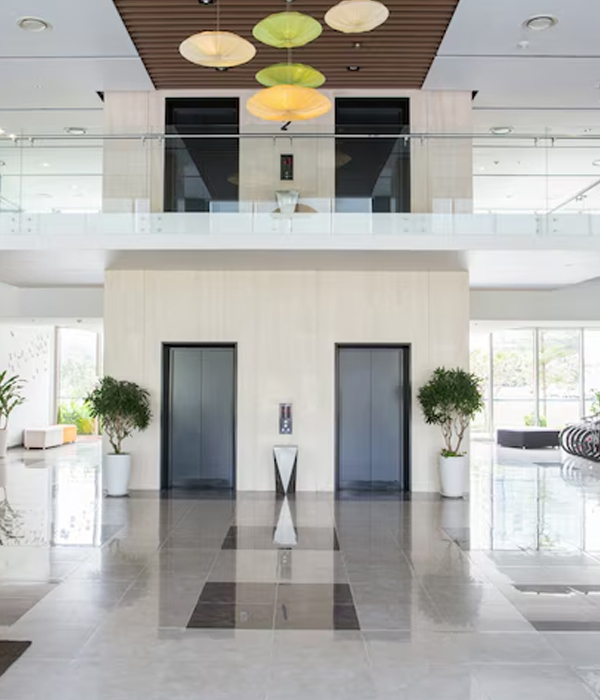 Commercial Constructions